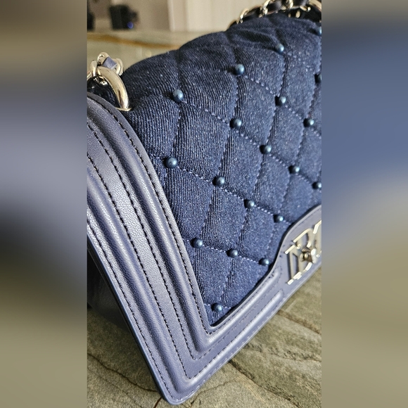 Badgley Mischka Blue Denim Quilted Crossbody Bag with Chain and Beads Strap NWT - Picture 14 of 16